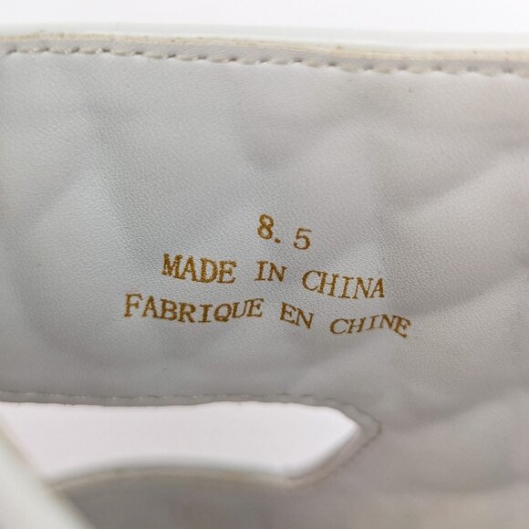 Jeffrey Campbell Women Studded Casual White Faux Patent Leather Sandals 8.5 - Picture 6 of 6